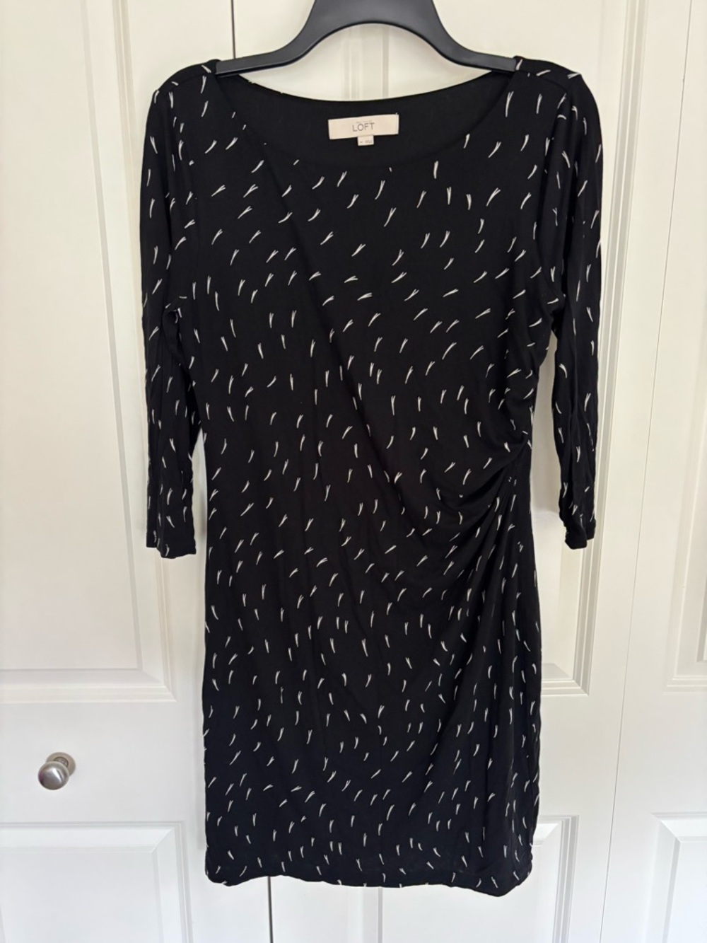 Ann Taylor Loft Black White Abstract Knit Dress Womens Sz M Side Cinch
